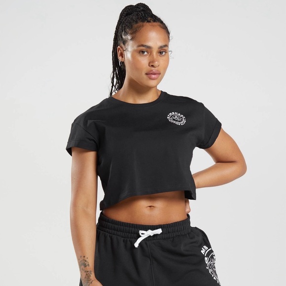 Gymshark Tops - Gymshark Black Cropped Tee